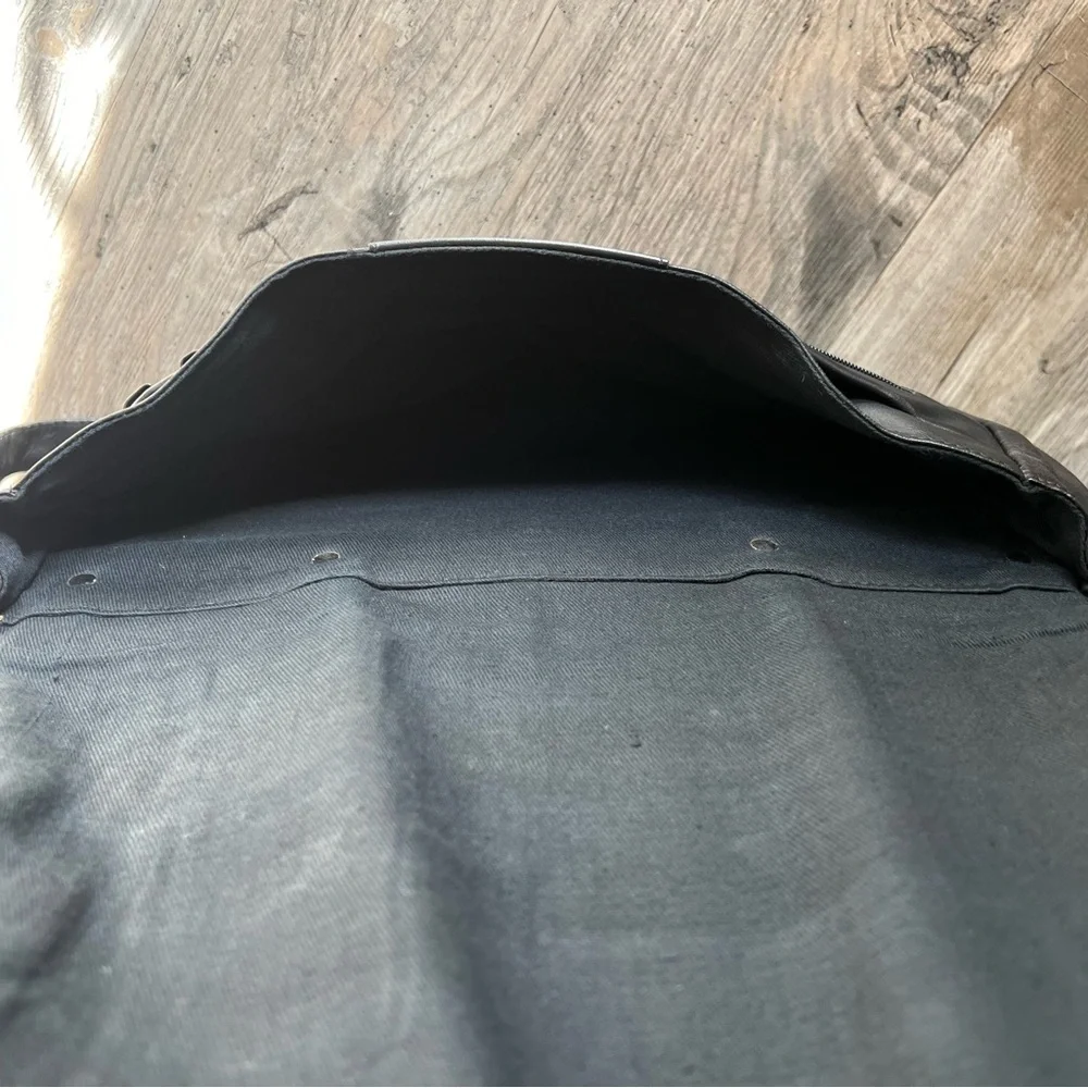 Kenneth Cole Leather Laptop/Briefcase